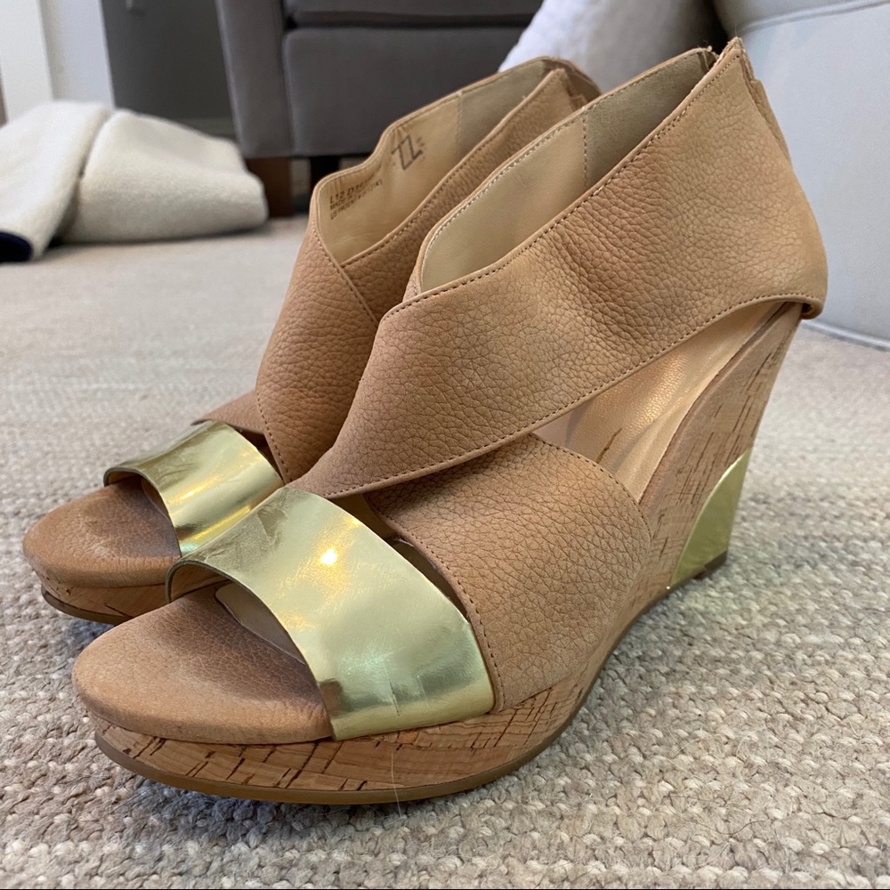 Cole Haan - Sandal Platform with Gold Toe